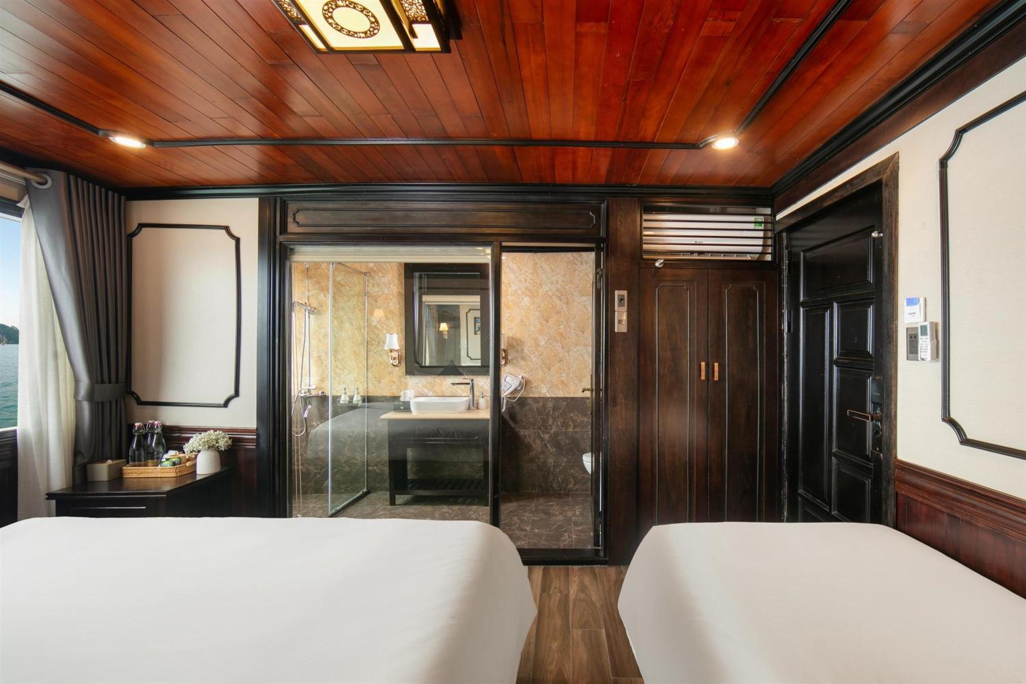 Botel Arcady Cruise Hạ Long