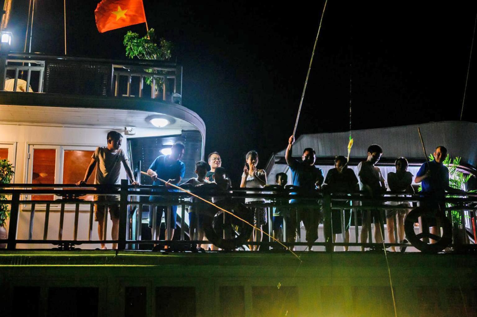 Botel Arcady Cruise Hạ Long